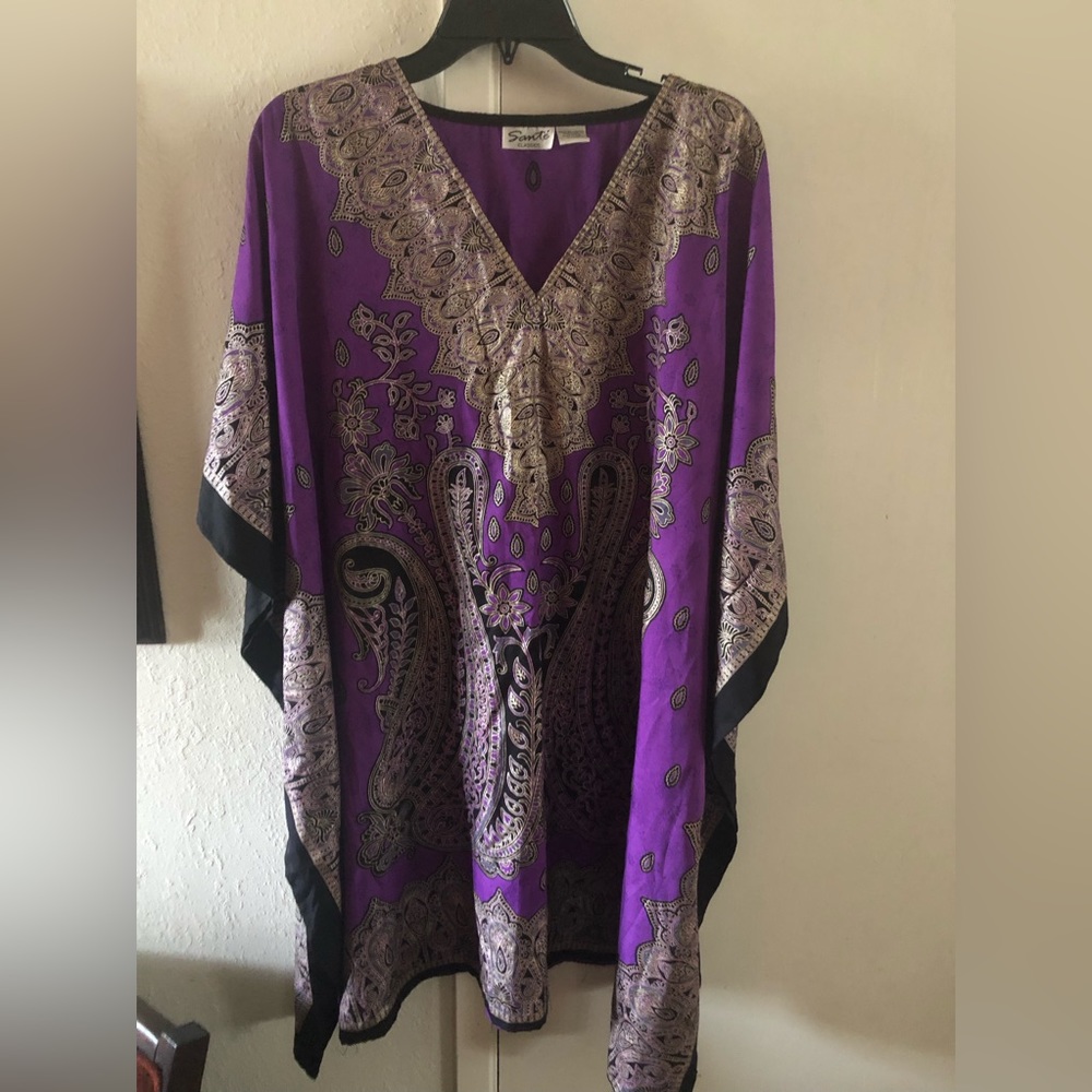 Available- Sante’ Paisley Poncho- 719 $25 or $20 w/offer